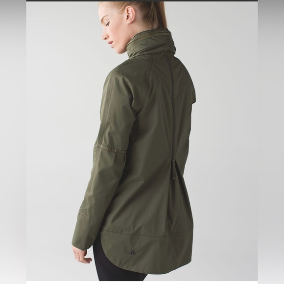 Lululemon Fo Drizzle rain jacket - Picture 2 of 8